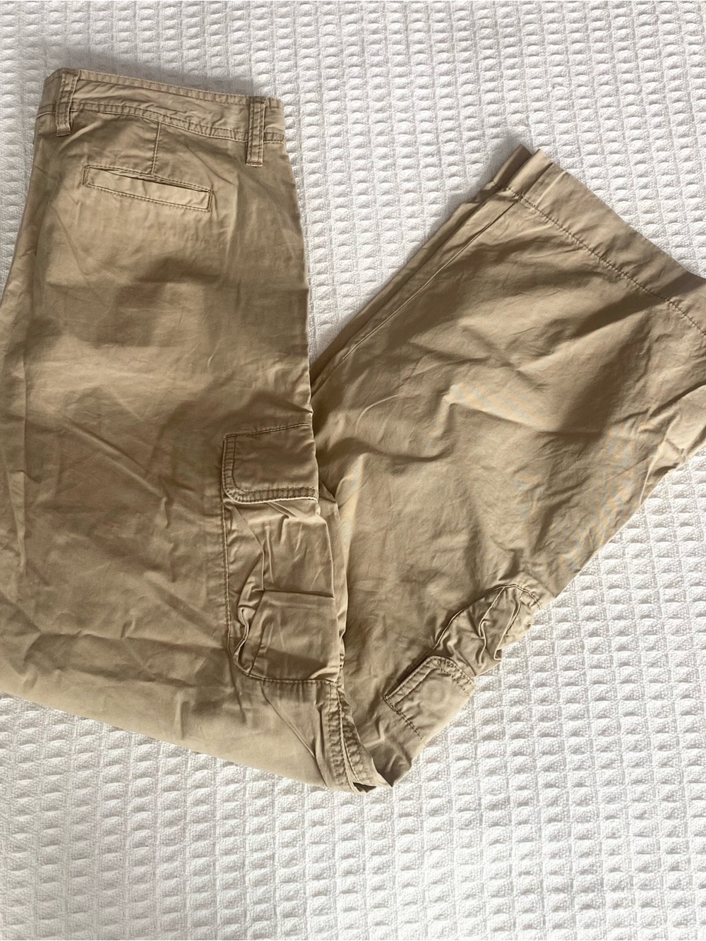 J. Crew tan favorite fit lightweight cargo pants size 4